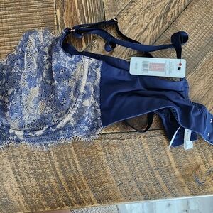 Scarlett Blue bra